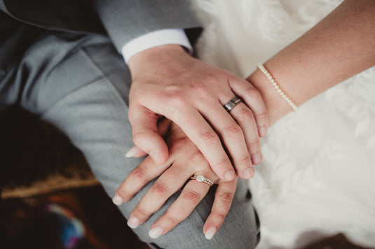 Buying a Wedding Band That Matches Your Engagement Ring: Your Digital Guide