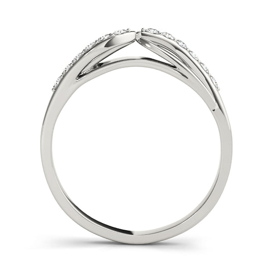 Elegant and Stylish Women’s Curved Wedding Band